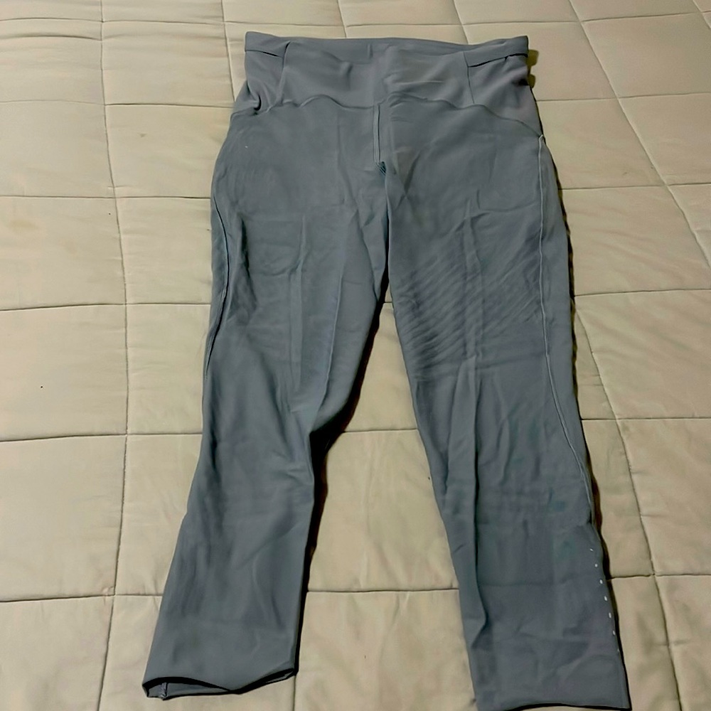 Senseknit high rise crop, size 6